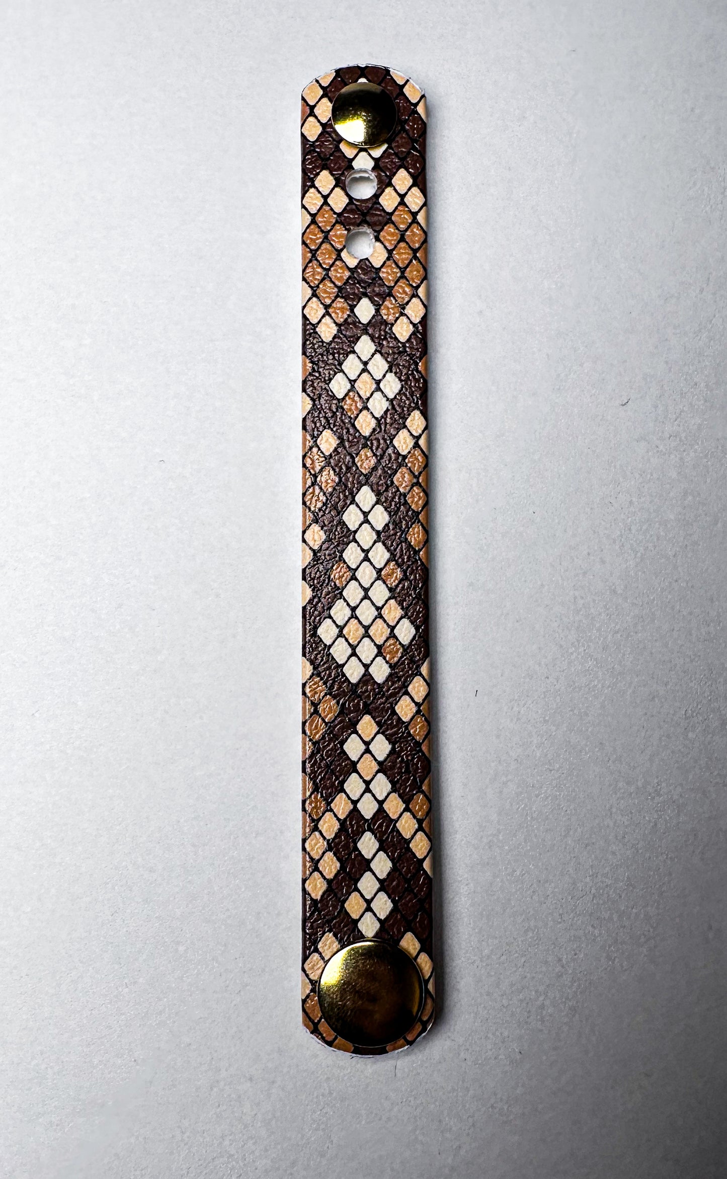 Belt Lopp - Brown Snake