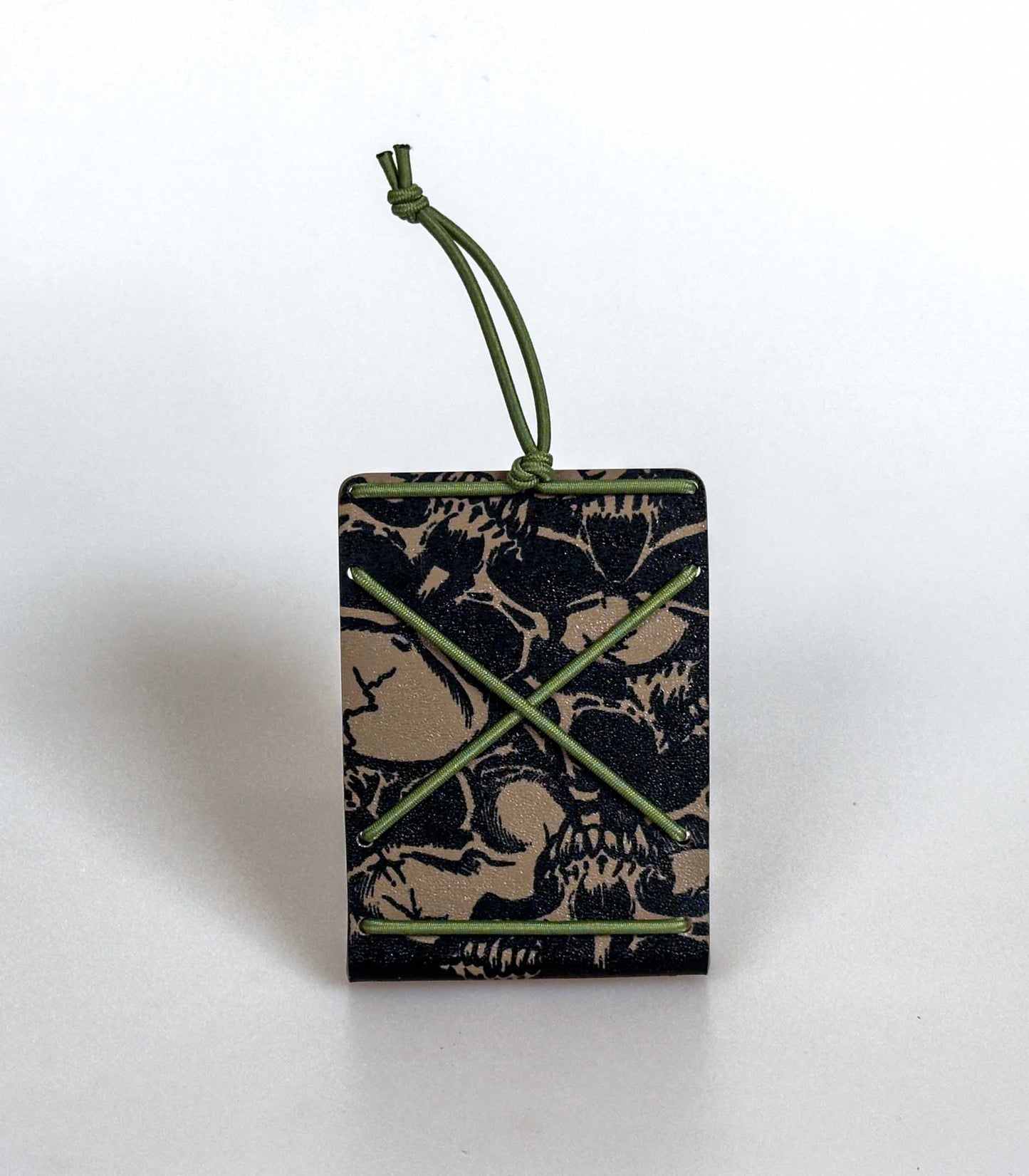 Bungee Mini Cardholder -Coyote Skull and Olivegreen