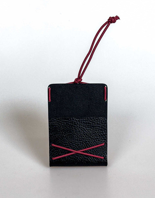 Bungee Mini Cardholder -Black Carbon and Bordeaux